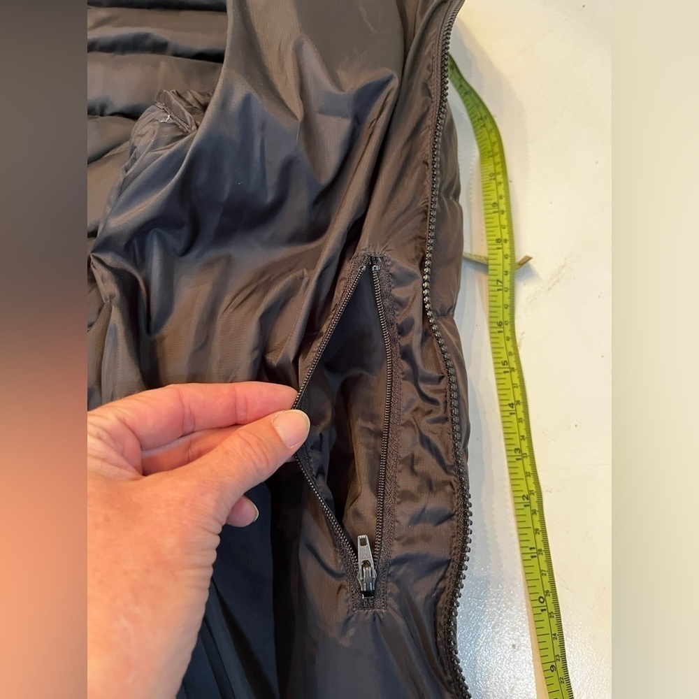 Women’s Gotcha Glacier black Puffer US size small - Picture 4 of 11